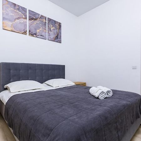 Vodna White Apartment Λβιβ Εξωτερικό φωτογραφία