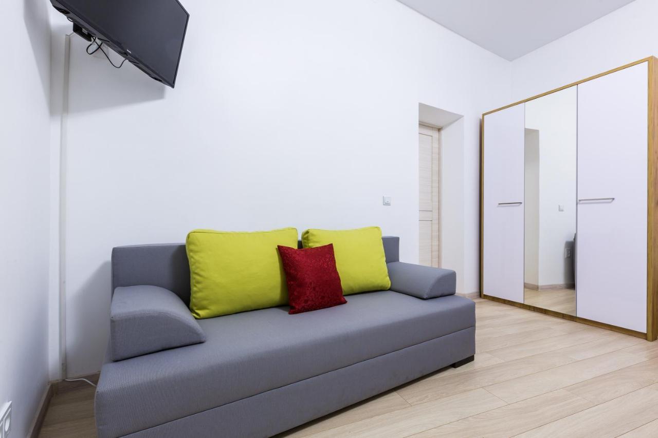 Vodna White Apartment Λβιβ Εξωτερικό φωτογραφία